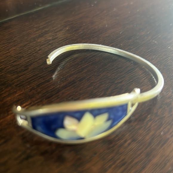 Mexican Alpaca Hinge Bracelet (small wrist) - Picture 3 of 7